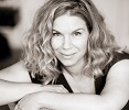 Julia  Effertz